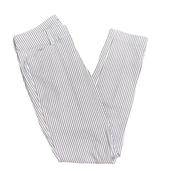Old‎ Navy Pixie Striped Skinny Ankle Chino Pants - Picture 1 of 9